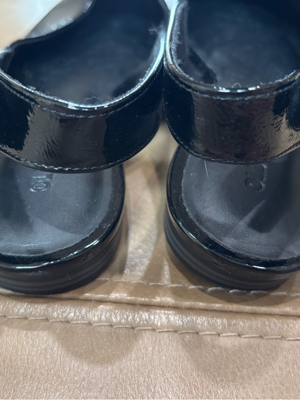 Old Navy Black Patent Faux-Leather Pointed Slingback minimalist flats - Picture 6 of 7
